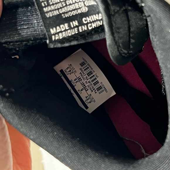 Jordan 1 Retro OG High - Picture 7 of 11